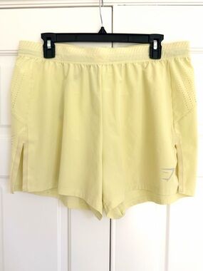 GYMSHARK Women's Pale Sorbet Yellow Athletic Shorts